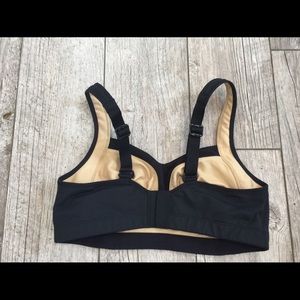 lululemon athletica Intimates & Sleepwear - LULULEMON bra size 36 C perfect condition lululemon athletica Intimates & Sleepwear - LULULEMON bra size 36 C perfect condition